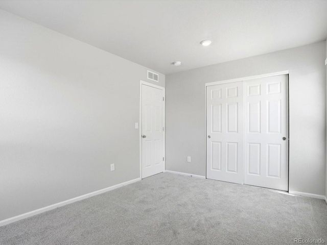 8260 S Trails Edge Ct, Centennial, CO 80112