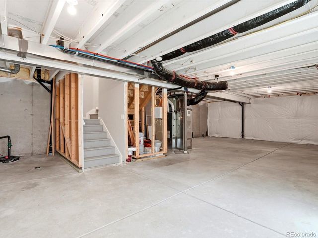 8260 S Trails Edge Ct, Centennial, CO 80112