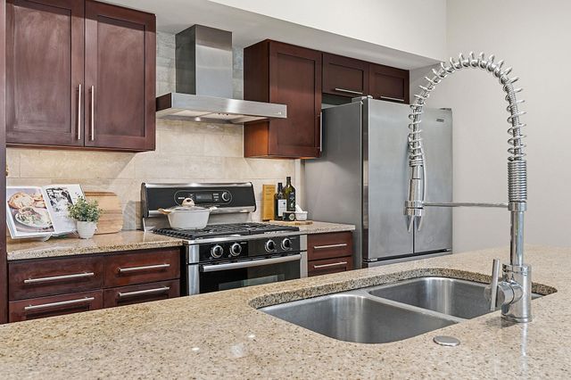 1600 Barton Springs RD 4105, Austin, TX 78704
