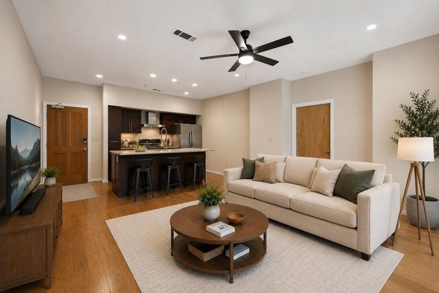 1600 Barton Springs RD 4105, Austin, TX 78704