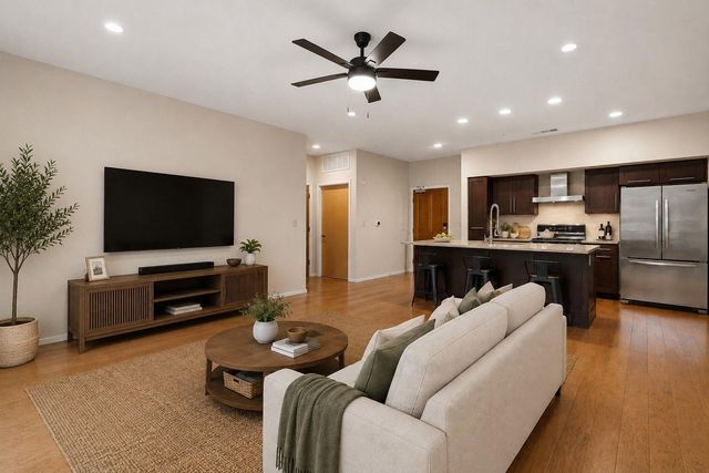 1600 Barton Springs RD 4105, Austin, TX 78704
