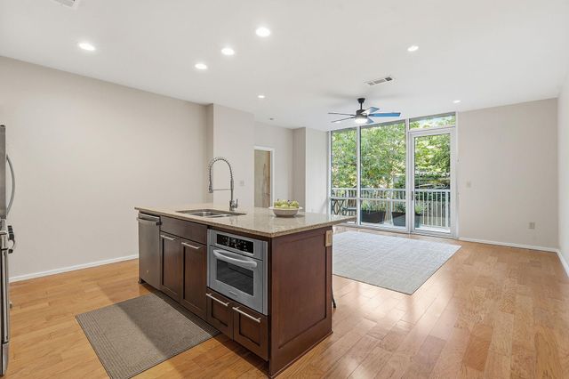 1600 Barton Springs RD 4105, Austin, TX 78704