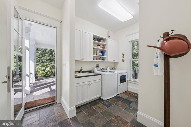 8620 FENWAY DR, Bethesda, MD 20817