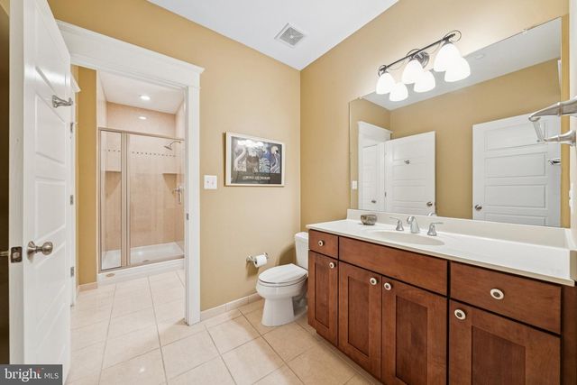 8620 FENWAY DR, Bethesda, MD 20817