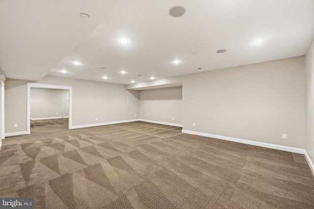 8620 FENWAY DR, Bethesda, MD 20817