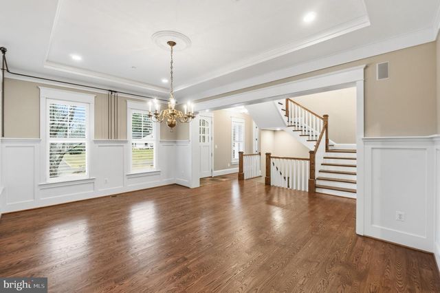 8620 FENWAY DR, Bethesda, MD 20817