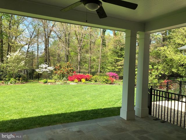 8620 FENWAY DR, Bethesda, MD 20817