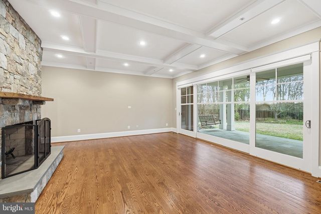 8620 FENWAY DR, Bethesda, MD 20817