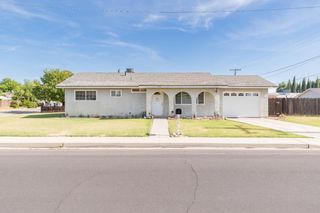 876 Daphne Lane, Lemoore, CA 93245