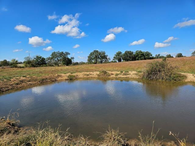 000 Kaylor Road, Mountain Grove, MO 65711