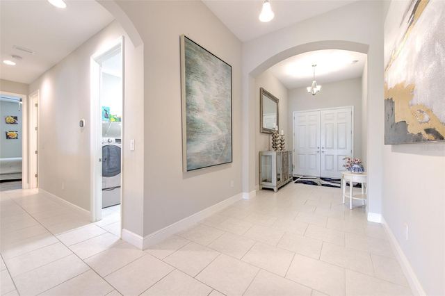 7401 PARADISO DRIVE, Apollo Beach, FL 33572