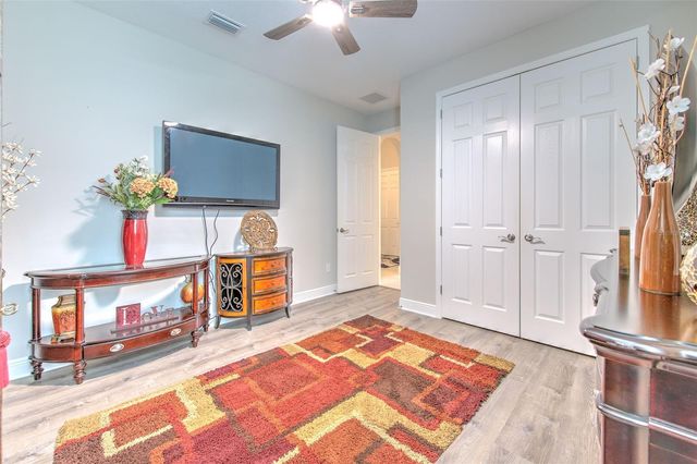 7401 PARADISO DRIVE, Apollo Beach, FL 33572