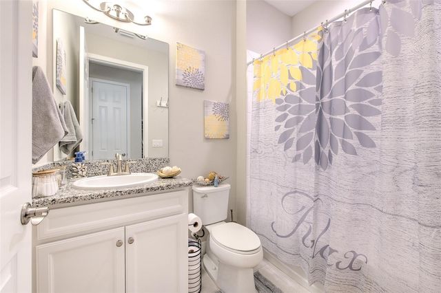 7401 PARADISO DRIVE, Apollo Beach, FL 33572