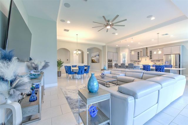 7401 PARADISO DRIVE, Apollo Beach, FL 33572