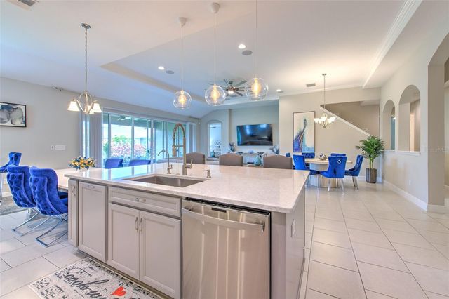7401 PARADISO DRIVE, Apollo Beach, FL 33572