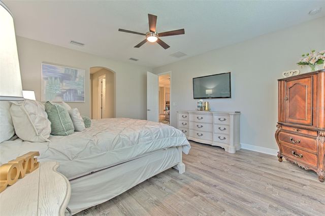 7401 PARADISO DRIVE, Apollo Beach, FL 33572