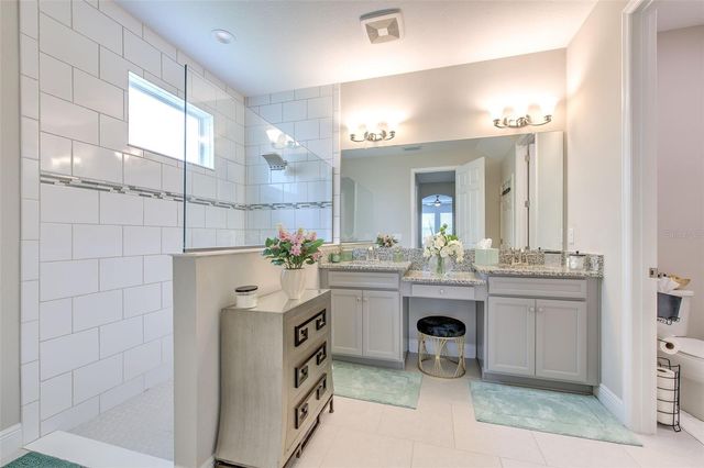 7401 PARADISO DRIVE, Apollo Beach, FL 33572