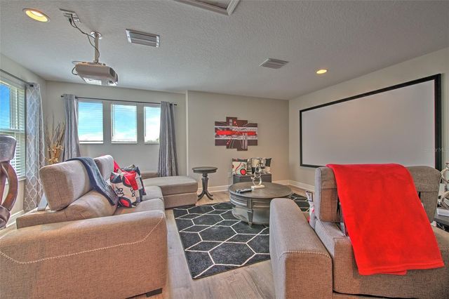 7401 PARADISO DRIVE, Apollo Beach, FL 33572