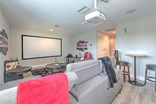7401 PARADISO DRIVE, Apollo Beach, FL 33572