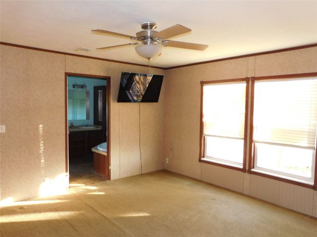 8105 Fm 2114, Hubbard, TX 76648