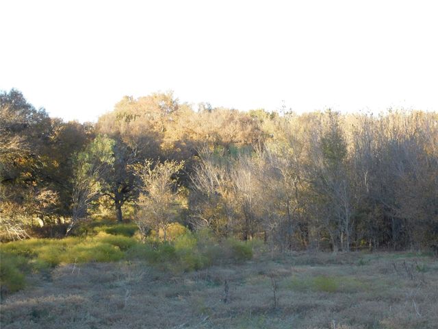 8105 Fm 2114, Hubbard, TX 76648