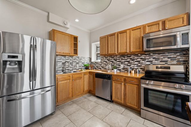 2231 EUTAW PL, Baltimore, MD 21217