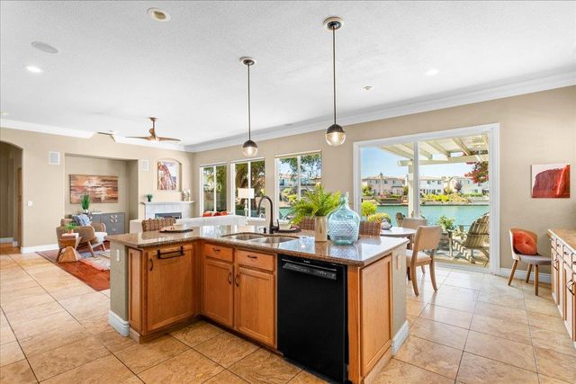 4119 Spyglass Dr, Stockton, CA 95219