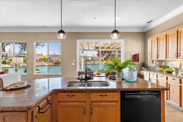 4119 Spyglass Dr, Stockton, CA 95219