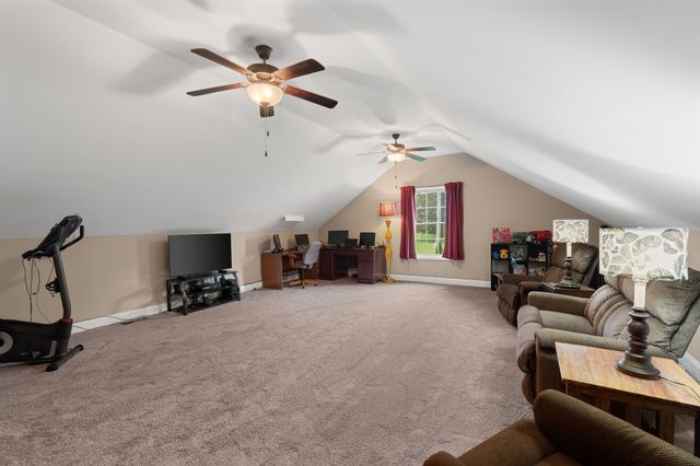 3006 Gracie Ann Dr, Greenbrier, TN 37073