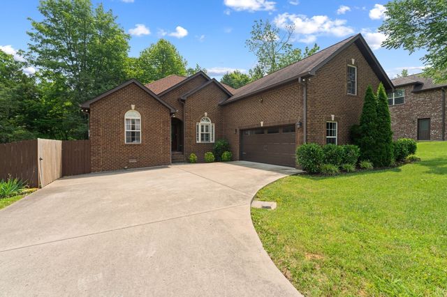 3006 Gracie Ann Dr, Greenbrier, TN 37073