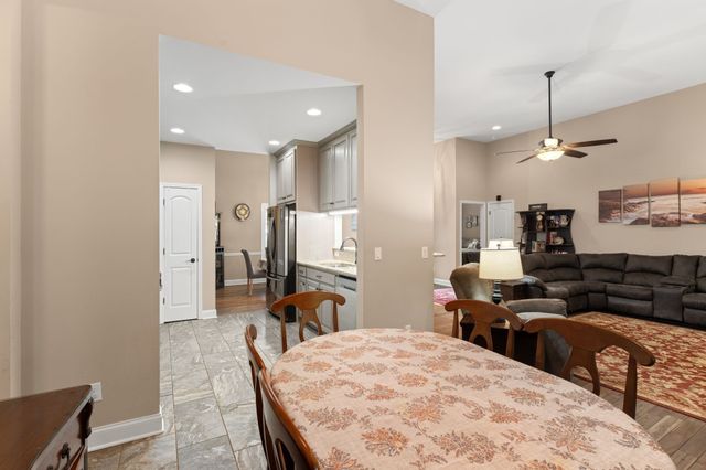 3006 Gracie Ann Dr, Greenbrier, TN 37073