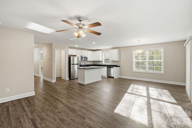 4242 Burgin Street, Kannapolis, NC 28081