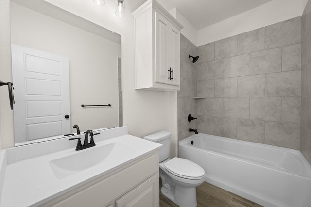 520 Waterford Park Boulevard, Weatherford, TX 76087