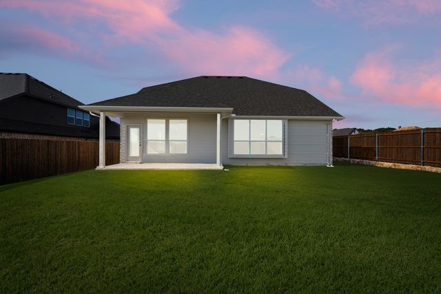 520 Waterford Park Boulevard, Weatherford, TX 76087