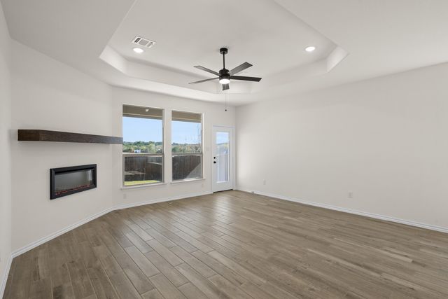 520 Waterford Park Boulevard, Weatherford, TX 76087