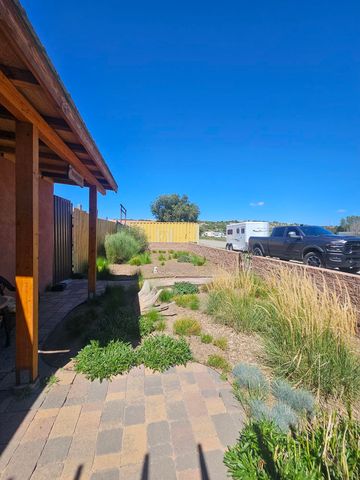 1407 Borrego, Santa Fe, NM 87507