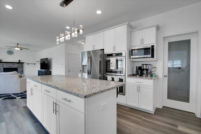 26864 W Wedgewood Lane, Channahon, IL 60410