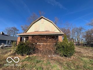 1532 Spruce Street, Terre Haute, IN 47807