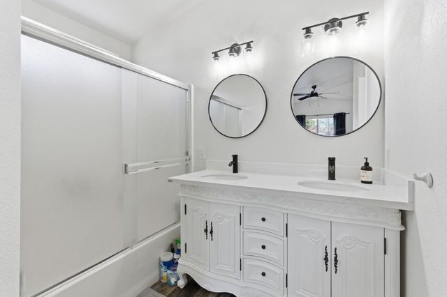 3518 Pottery Ct, Stockton, CA 95206