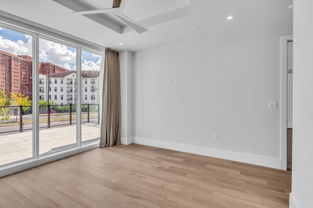 321 31st Ave N Apt 105, Nashville, TN 37203