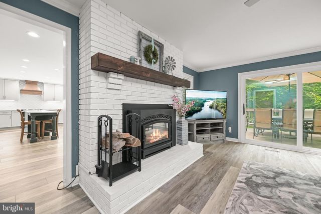 1717 JUSTIN DR, Gambrills, MD 21054
