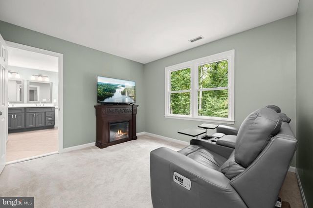 1717 JUSTIN DR, Gambrills, MD 21054