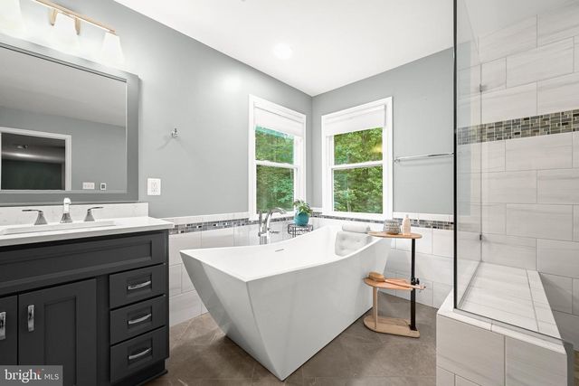 1717 JUSTIN DR, Gambrills, MD 21054