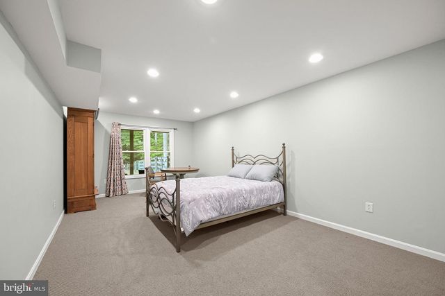 1717 JUSTIN DR, Gambrills, MD 21054