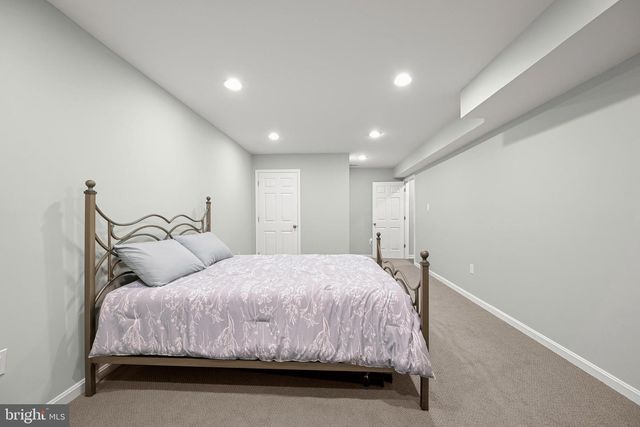 1717 JUSTIN DR, Gambrills, MD 21054