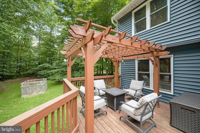 1717 JUSTIN DR, Gambrills, MD 21054