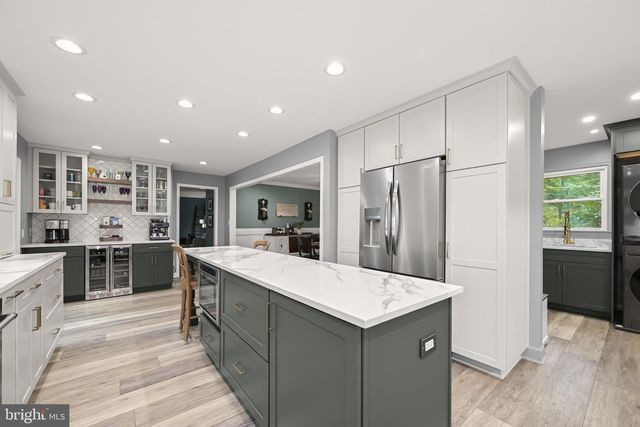 1717 JUSTIN DR, Gambrills, MD 21054