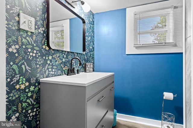 8454 HOLMAN AVE, Pennsauken, NJ 08110