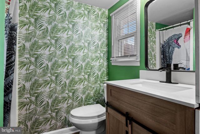 8454 HOLMAN AVE, Pennsauken, NJ 08110