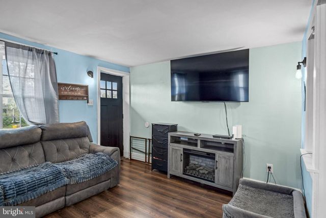 8454 HOLMAN AVE, Pennsauken, NJ 08110